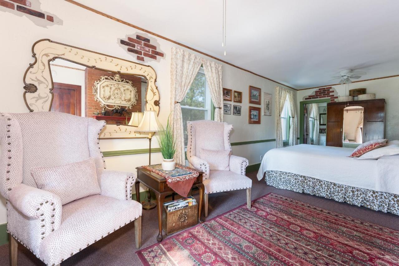 Saratoga Farmstead B&B Saratoga Springs Ngoại thất bức ảnh